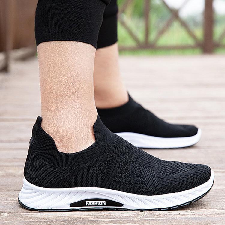 Casual Slip-on Mesh Sports Shoes Flying Woven Soft Running Walking Shoes for Men