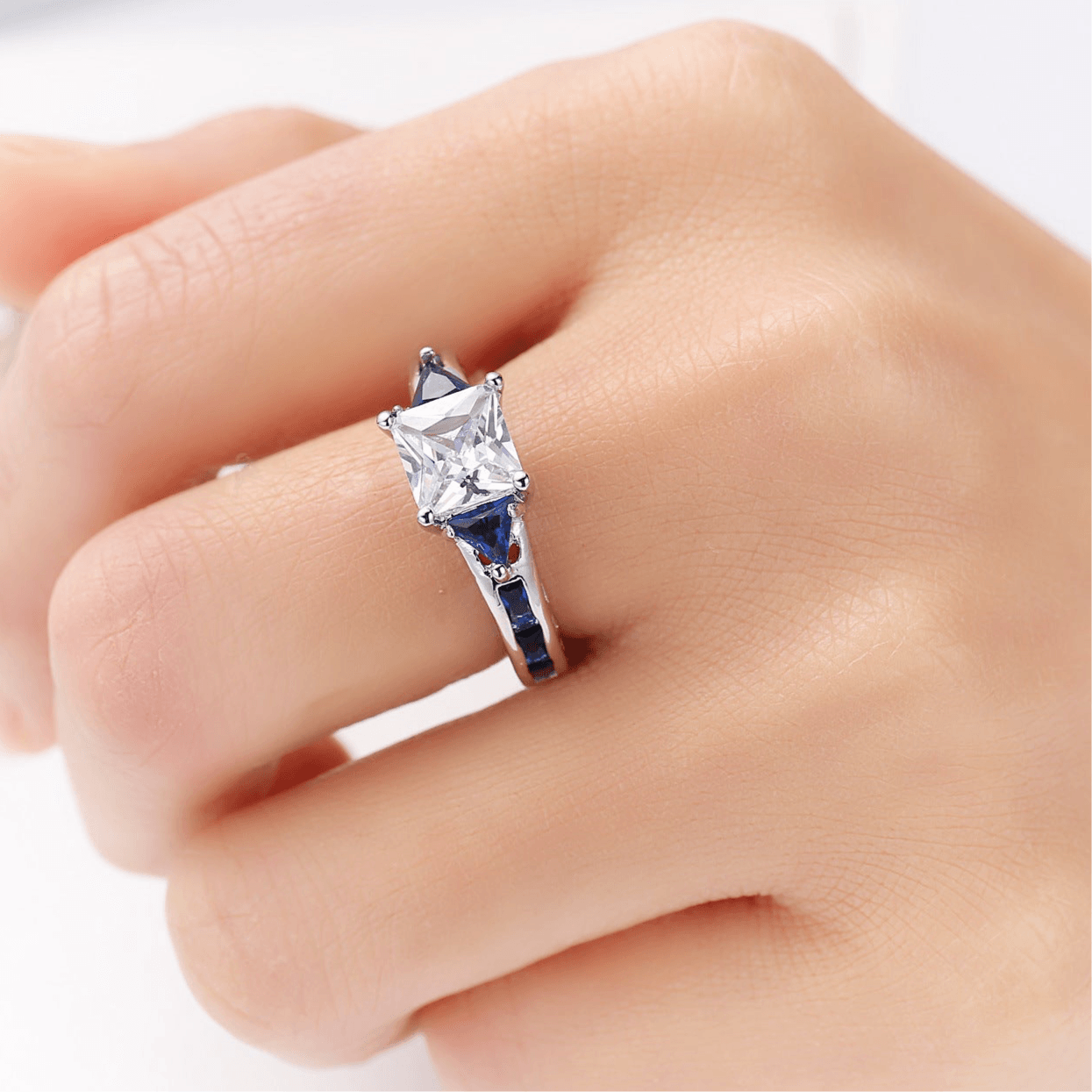 Women's Zircon Jewelry Ring - GIFTS EMPORIUM